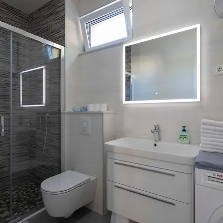 Fragola * マカルスカ