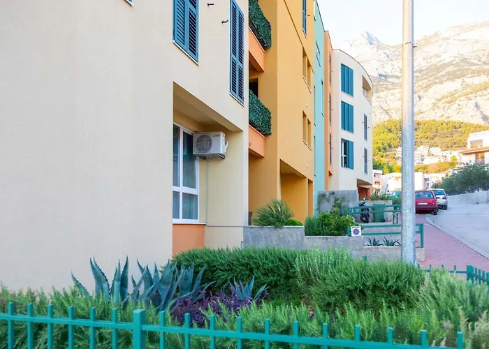 Fragola Apartment Makarska