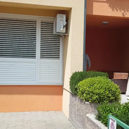 Apartment Fragola Makarska